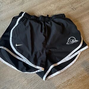 Nike Dri-FIT Women’s XS Black Shorts with White Piping – University of Delaware